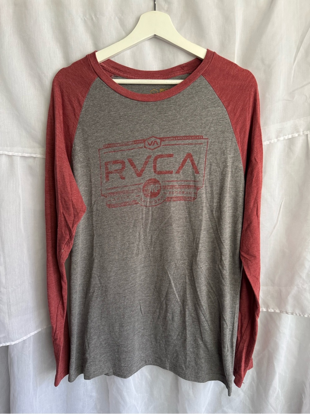 RVCA Long Sleeve T-Shirt